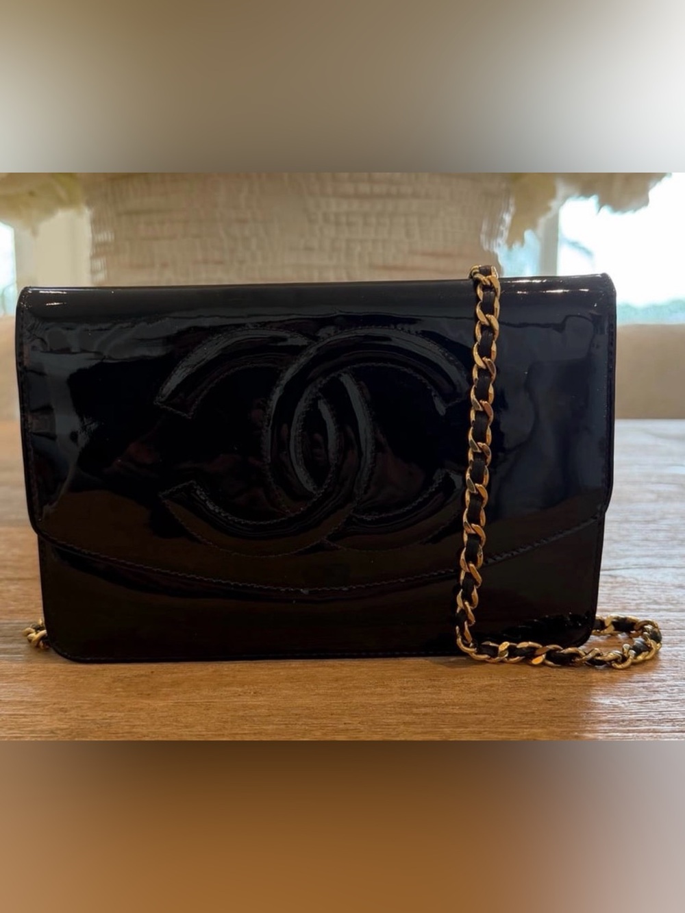 CHANEL Black Patent Leather wallet on Chain Shoulder Clutch